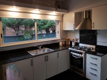 Casa en venta - 5 Dormitorios 5 Baños - Cochera - 420Mts2 - Canning