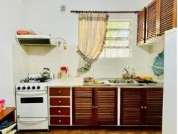 Casa en venta - 3 Dormitorios 2 Baños - 1.502Mts2 - General Belgrano