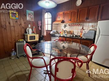 VENTA CASA EN VILLA SARMIENTO