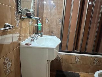 VENTA CASA EN VILLA SARMIENTO