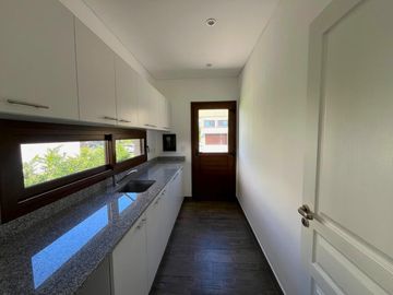 CASA EN VENTA A ESTRENAR EN LA RESERVA CARDALES APTO CREDITO ¡¡OPORTUNIDAD!!