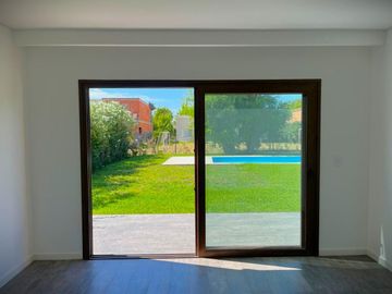 CASA EN VENTA A ESTRENAR EN LA RESERVA CARDALES APTO CREDITO ¡¡OPORTUNIDAD!!