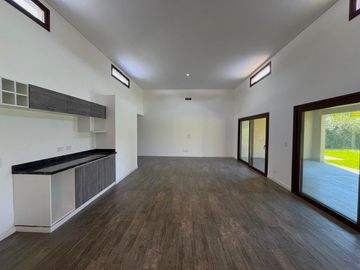 CASA EN VENTA A ESTRENAR EN LA RESERVA CARDALES APTO CREDITO ¡¡OPORTUNIDAD!!