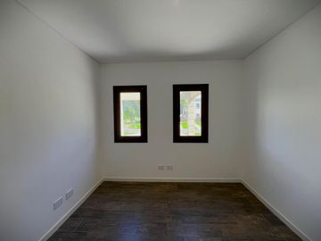 CASA EN VENTA A ESTRENAR EN LA RESERVA CARDALES APTO CREDITO ¡¡OPORTUNIDAD!!