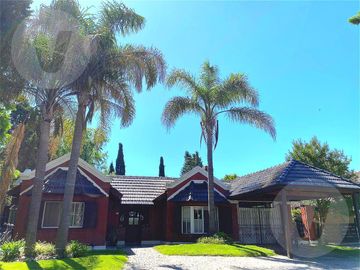 Casa en venta - Barrio Echeverría del Lago, Canning