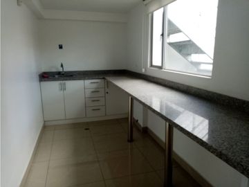 Las Casas, Casa Comercial en Renta, 400m2, 12 Ambientes