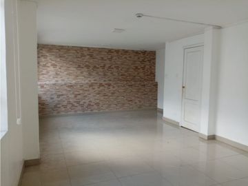 Las Casas, Casa Comercial en Renta, 400m2, 12 Ambientes