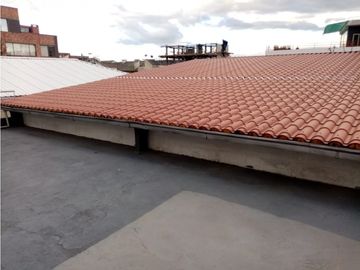 Las Casas, Casa Comercial en Renta, 400m2, 12 Ambientes
