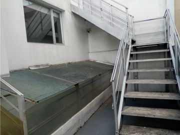 Las Casas, Casa Comercial en Renta, 400m2, 12 Ambientes