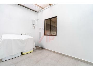 CASA EN VENTA EN CONDOMINIO VILLAFRANCA CUENCA
