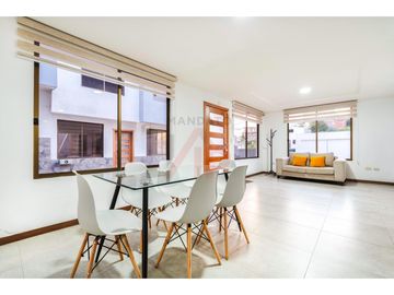 CASA EN VENTA EN CONDOMINIO VILLAFRANCA CUENCA