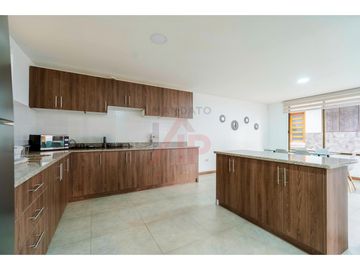 CASA EN VENTA EN CONDOMINIO VILLAFRANCA CUENCA