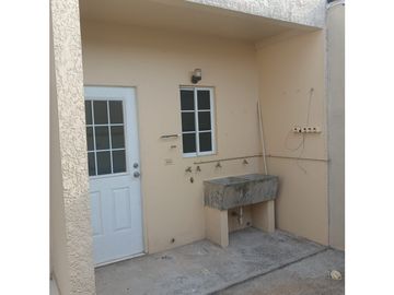 COD01 Casa Dúplex en Venta - Los Cortijos, Arraiján