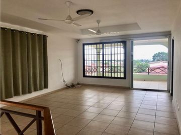 Casa en venta en Brisas del Golf (YM)