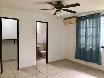 Casa en venta en Brisas del Golf (YM)