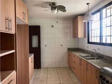 Casa en venta en Brisas del Golf (YM)