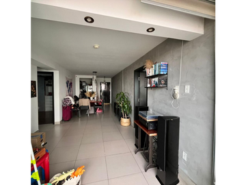 Se Vende Apartamento en PH Simja – Altos del Golf!
