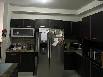 Apartamento en venta -PH Embassy Club (PD)