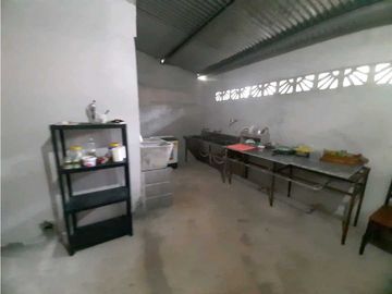 VENDO CASA CON TERRENO EN LA  CHORRERA INDUSTRIAL