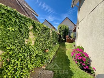 Casa en Venta en Linda Casa en Condominio Camino Botrolhue Temuco