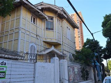 Local Comercial en Venta en Metro Monseñor Eyzaguirre