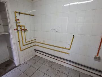 Local Comercial en Venta en Metro Monseñor Eyzaguirre
