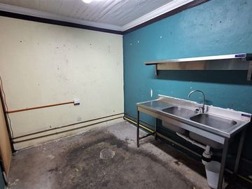 Local Comercial en Venta en Metro Monseñor Eyzaguirre