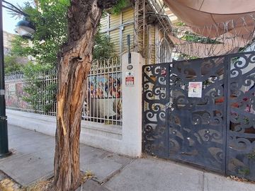 Local Comercial en Venta en Metro Monseñor Eyzaguirre