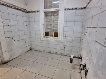 Local Comercial en Venta en Metro Monseñor Eyzaguirre