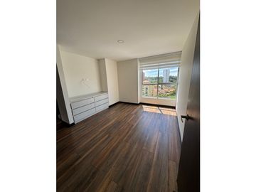 Apartamento en conjunto cerrado para arriendo en Pinares, Pereira!!