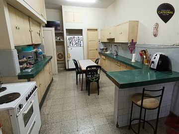 Casa de venta en Urdesa Central – código:21573