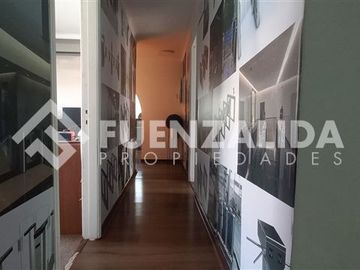Oficina en Venta en Francisco de Villagra / Violeta Parra
