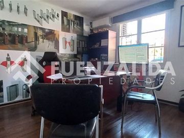 Oficina en Venta en Francisco de Villagra / Violeta Parra