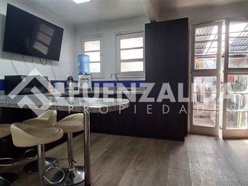Oficina en Venta en Francisco de Villagra / Violeta Parra