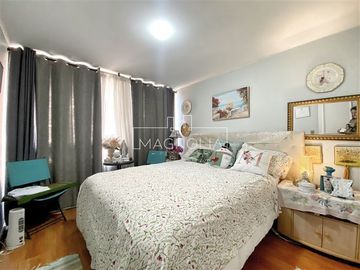 Departamento en Venta en Presidente Riesco con Luz
