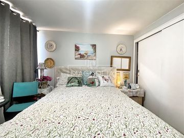 Departamento en Venta en Presidente Riesco con Luz