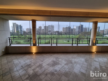FLAT DE LUJO EN VENTA 4 DORM VISTA AL GOLF EDIFICIO MAS EXCLUSIVO DE SAN ISIDRO