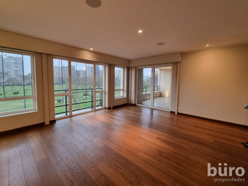 FLAT DE LUJO EN VENTA 4 DORM VISTA AL GOLF EDIFICIO MAS EXCLUSIVO DE SAN ISIDRO