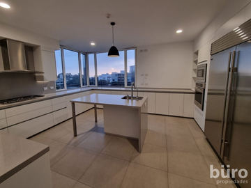 FLAT DE LUJO EN VENTA 4 DORM VISTA AL GOLF EDIFICIO MAS EXCLUSIVO DE SAN ISIDRO