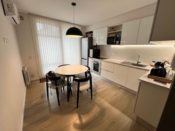 Venta Departamento Duplex  de 2 dormitorios y 2 cocheras en Rosario - Refineria