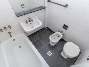 Venta  Departamento con Patio en Núñez Apto Crédito
