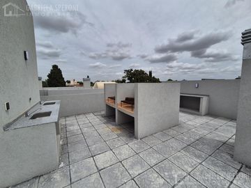 Departamento 2 ambientes VENTA Lomas de Zamora