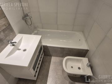Departamento 2 ambientes VENTA Lomas de Zamora