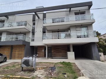 Departamento 2 ambientes VENTA Lomas de Zamora