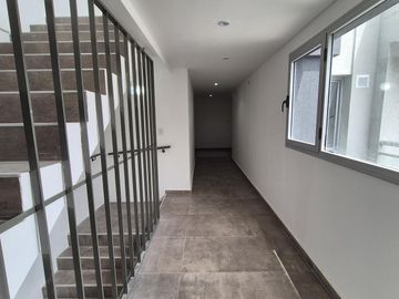 Departamento 2 ambientes VENTA Lomas de Zamora