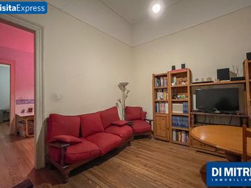¡Un PH muy amplio y con todos los ambientes que necesitas!  Visitalo Express HOY mismo!