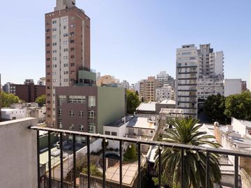 Departamento en venta - 2 dormitorios 1 baño 1 cochera - 55 mts2 - La Plata