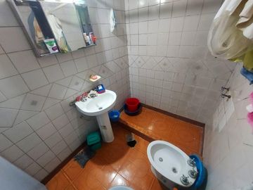 Venta PH al frente 2 ambientes sin expensas