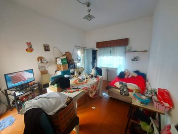 Venta PH al frente 2 ambientes sin expensas