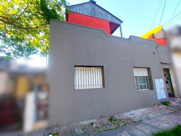 Venta PH al frente 2 ambientes sin expensas